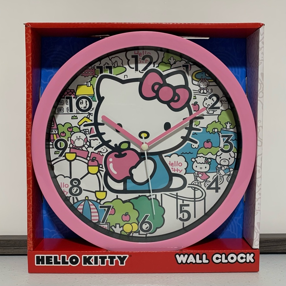 Hello Kitty and Friends by Sanrio Analog Wall Clock-New in Box